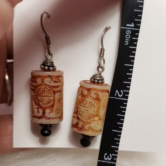 Unique dangling style earrings - Picture 5 of 5